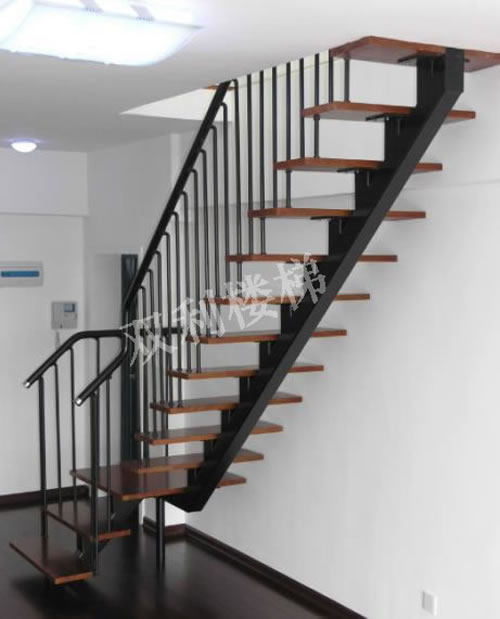 鋼結構斜梁樓梯