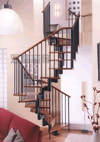 縮頸樓梯鋼木樓梯