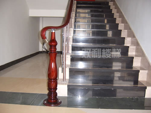 樓梯圍欄生產廠家